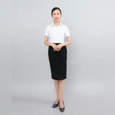 董萱